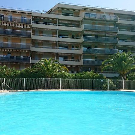 Frejus Plage, Appartement Entier , Piscine,Parking,Plage A 200M Εξωτερικό φωτογραφία