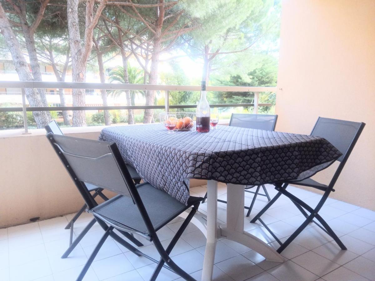 Frejus Plage, Appartement Entier , Piscine,Parking,Plage A 200M Εξωτερικό φωτογραφία