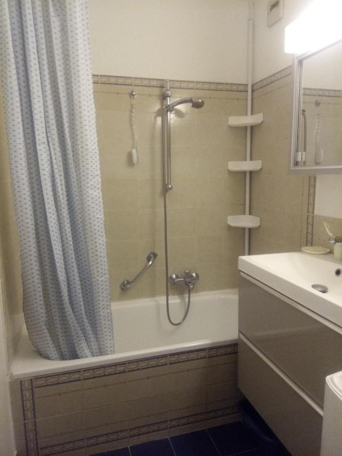 Frejus Plage, Appartement Entier , Piscine,Parking,Plage A 200M Εξωτερικό φωτογραφία